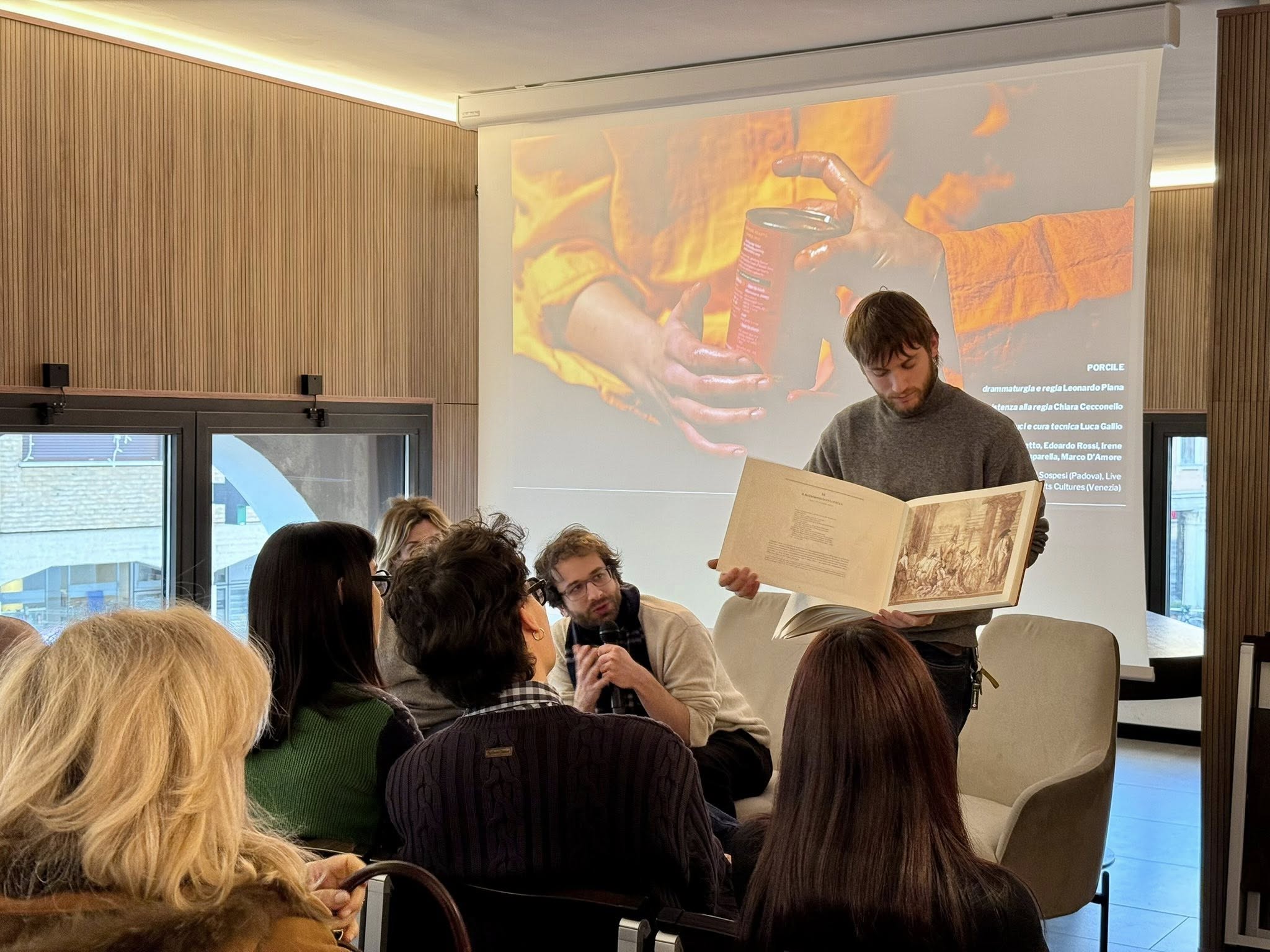presentazione in emeroteca
